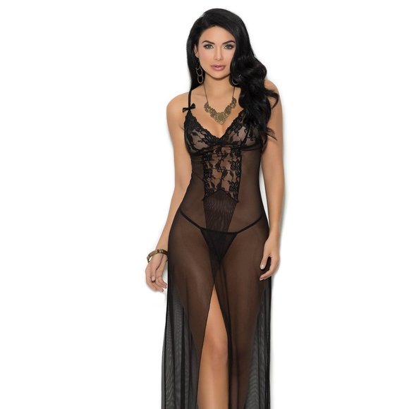Long mesh gown features front slit - Picture 2 of 5